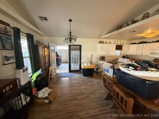 4714 S 29th West Avenue, Tulsa, OK 74107