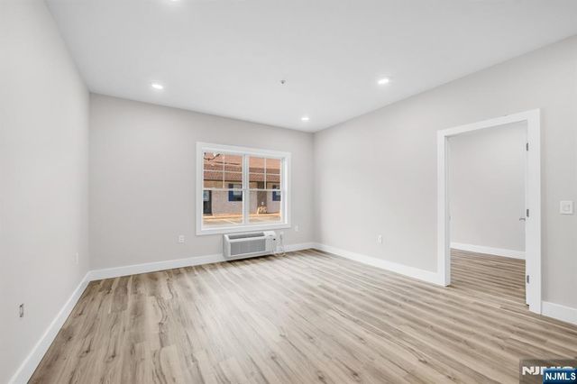 66 Mount Prospect Avenue 2, Clifton, NJ 07013
