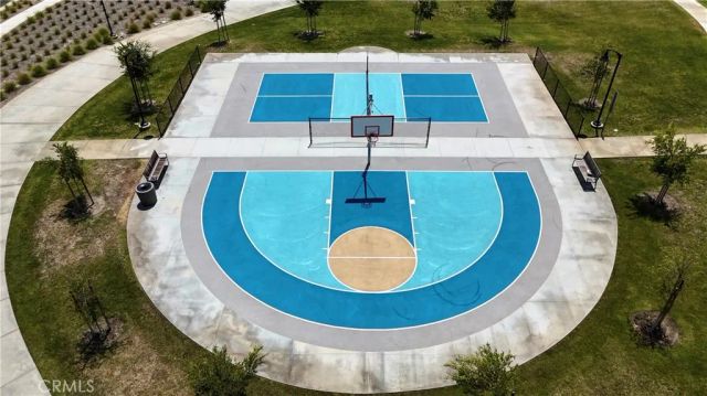 2416 Powell Dr, Rialto, CA 92377