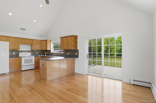 160 Pirog Road, Pine Bush, NY 12566
