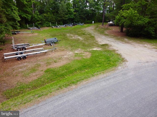 1247 S GLEBE RD, Montross, VA 22520