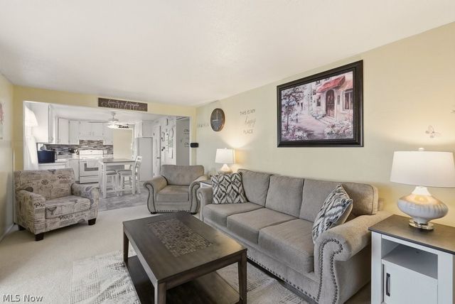 5518 Pond Court, Stow, OH 44224