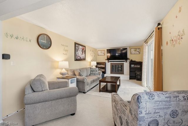 5518 Pond Court, Stow, OH 44224