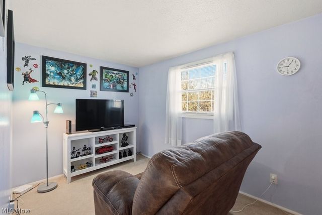 5518 Pond Court, Stow, OH 44224