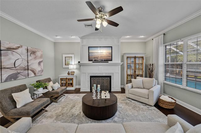 6810 LUANA LANE, Seffner, FL 33584