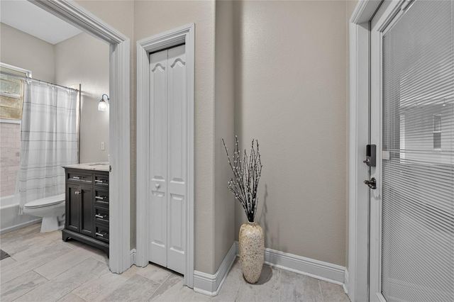 6810 LUANA LANE, Seffner, FL 33584