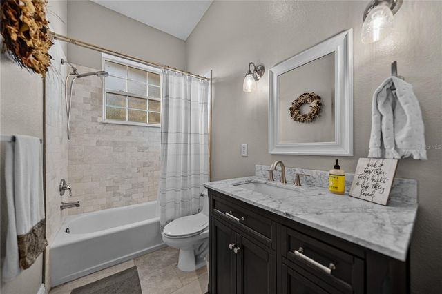 6810 LUANA LANE, Seffner, FL 33584