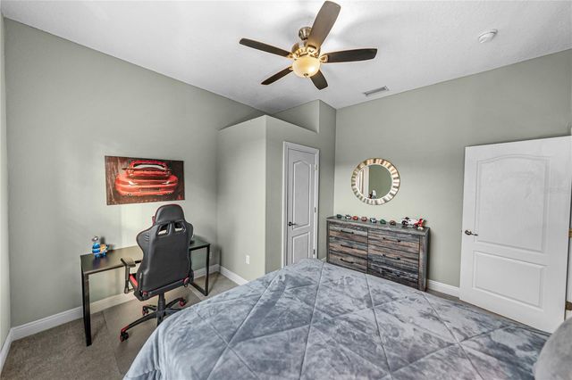 6810 LUANA LANE, Seffner, FL 33584