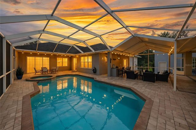 6810 LUANA LANE, Seffner, FL 33584