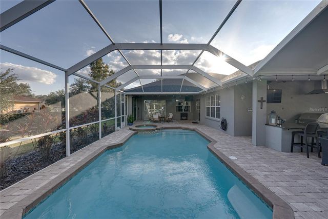 6810 LUANA LANE, Seffner, FL 33584