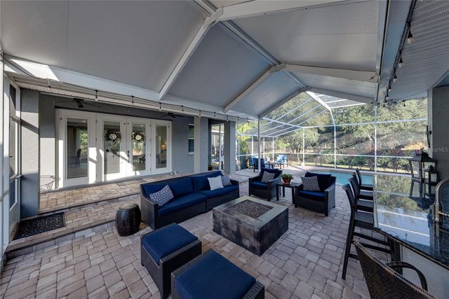 6810 LUANA LANE, Seffner, FL 33584