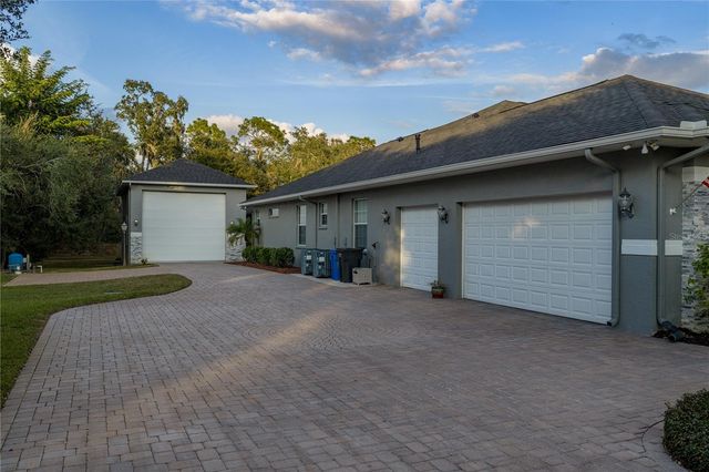 6810 LUANA LANE, Seffner, FL 33584