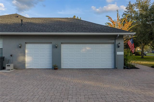6810 LUANA LANE, Seffner, FL 33584