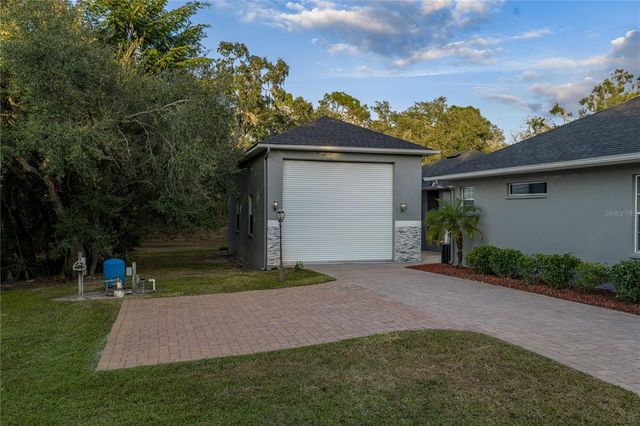6810 LUANA LANE, Seffner, FL 33584