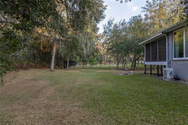 6810 LUANA LANE, Seffner, FL 33584