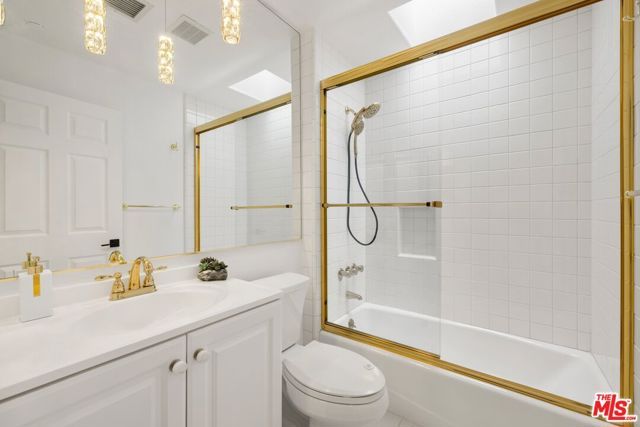 14100 Dickens Street 2, Sherman Oaks, CA 91423