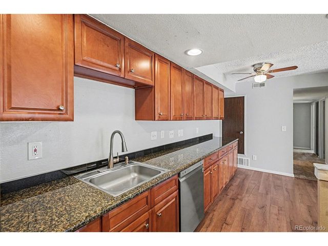 14142 E Colorado Dr 101, Aurora, CO 80012