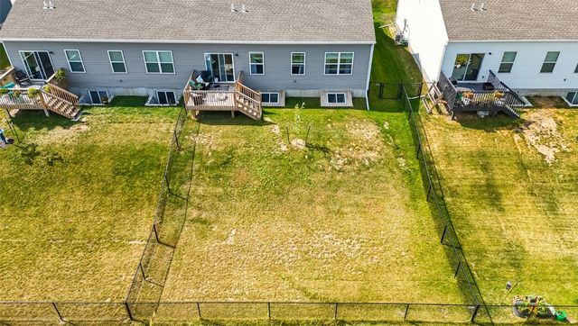 812 Juneberry Drive, Palo, IA 52324