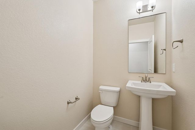 3950 Aura Way, Rancho Cordova, CA 95742