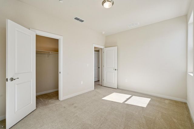 3950 Aura Way, Rancho Cordova, CA 95742