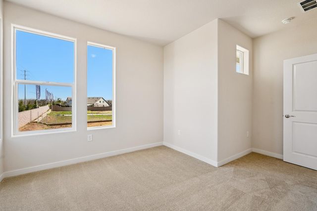 3950 Aura Way, Rancho Cordova, CA 95742