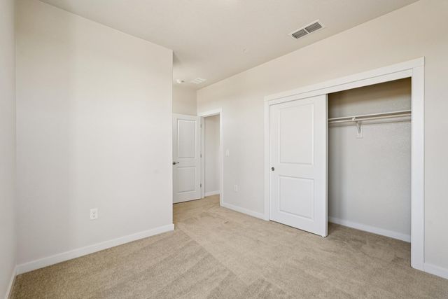 3950 Aura Way, Rancho Cordova, CA 95742