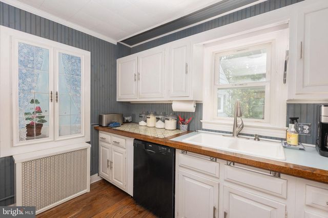 1372 COURTHOUSE RD, Stafford, VA 22554