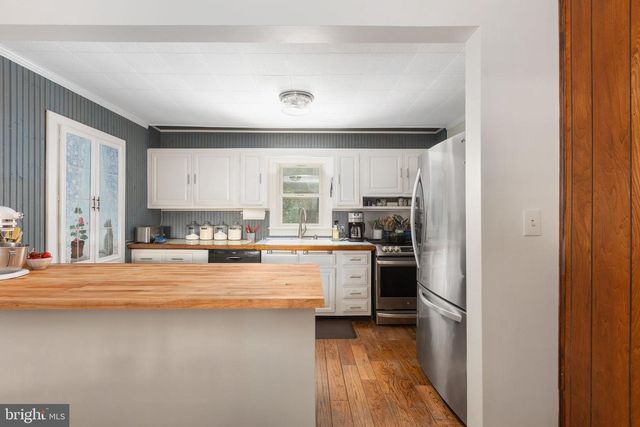 1372 COURTHOUSE RD, Stafford, VA 22554