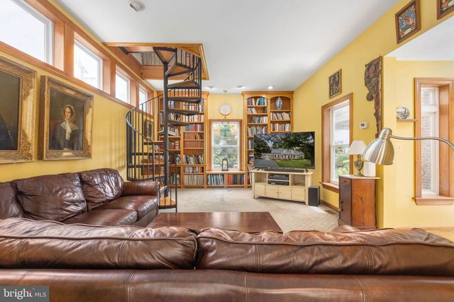 1372 COURTHOUSE RD, Stafford, VA 22554