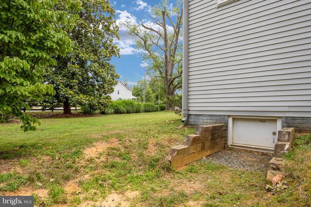 1372 COURTHOUSE RD, Stafford, VA 22554