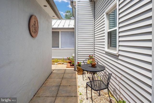 1372 COURTHOUSE RD, Stafford, VA 22554