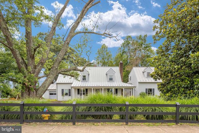 1372 COURTHOUSE RD, Stafford, VA 22554