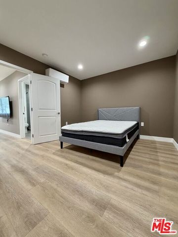 15846 Kalisher Street, Granada Hills (los Angeles), CA 91344