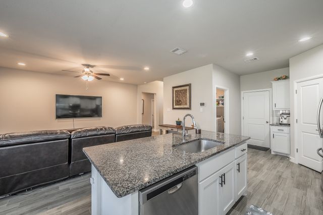 1216 Kerrville Lane, Weatherford, TX 76087