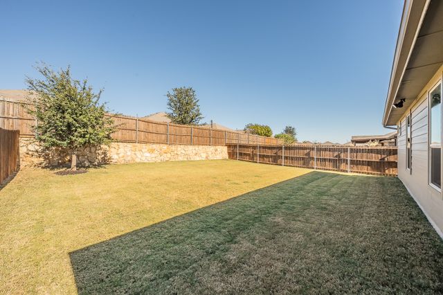 1216 Kerrville Lane, Weatherford, TX 76087
