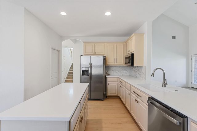 299 Limestone TRL, Austin, TX 78737