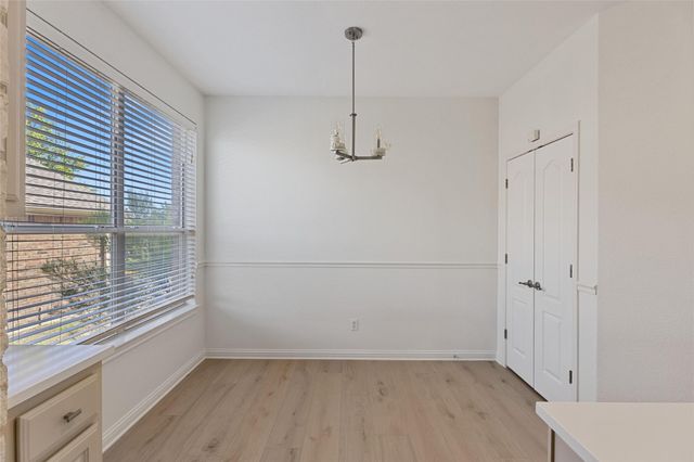 299 Limestone TRL, Austin, TX 78737