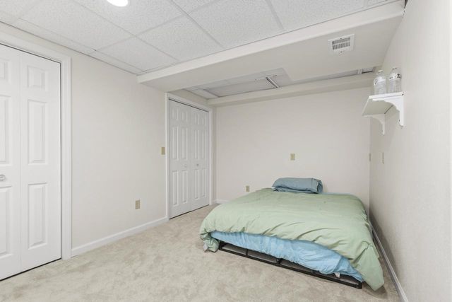 13600 W Eagle TRACE, New Berlin, WI 53151