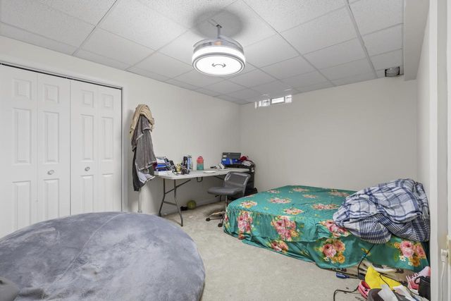 13600 W Eagle TRACE, New Berlin, WI 53151