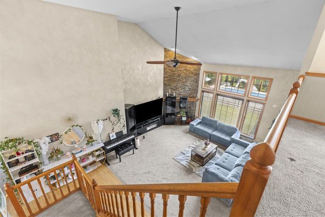 13600 W Eagle TRACE, New Berlin, WI 53151