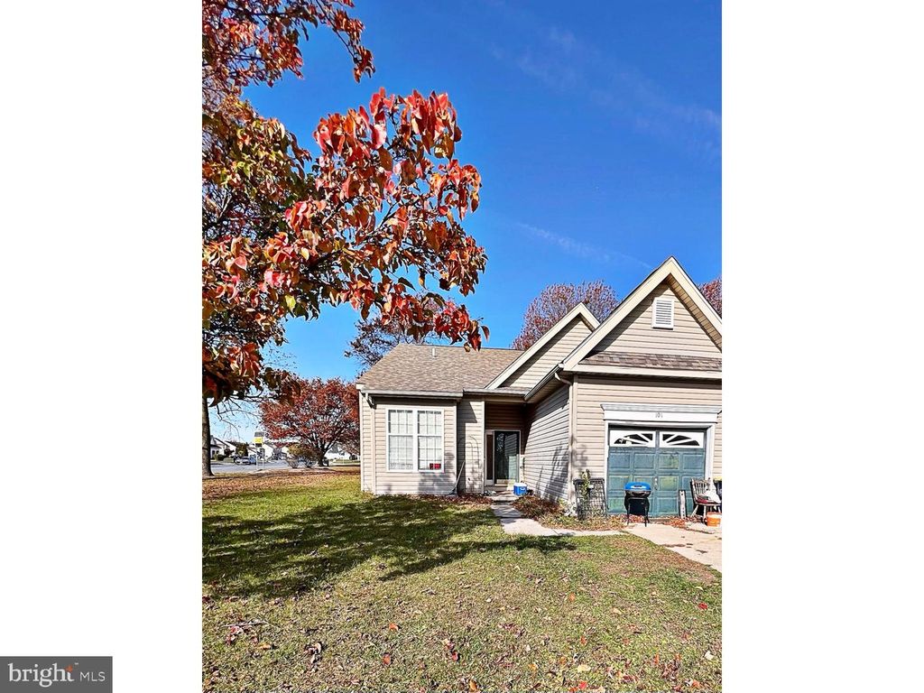 101 TRAFALGAR DR, Dover, DE 19904