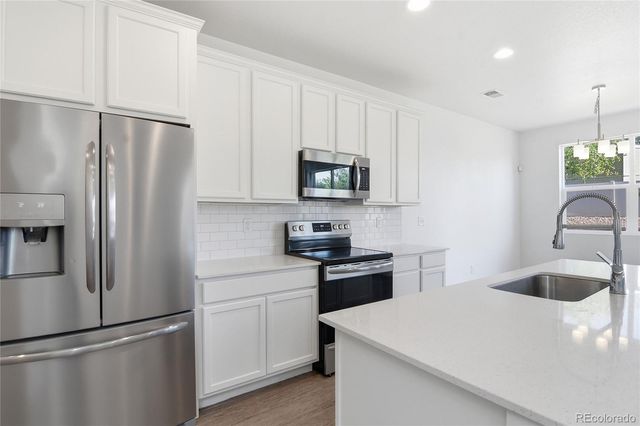 4267 E 98th Place, Thornton, CO 80229