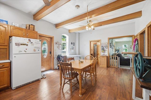 922 3rd Avenue, Ackley, IA 50601
