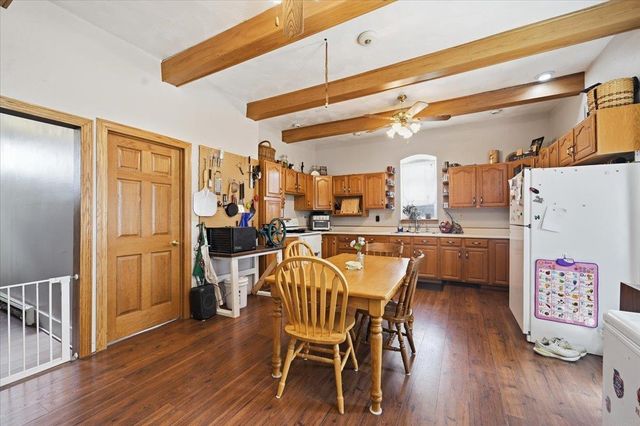 922 3rd Avenue, Ackley, IA 50601