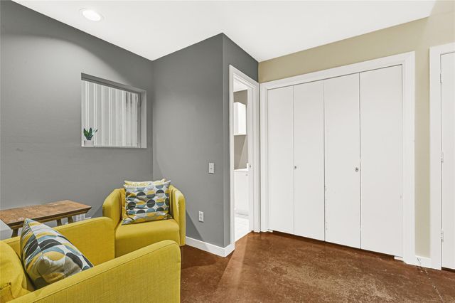 227 W Gray, Houston, TX 77019