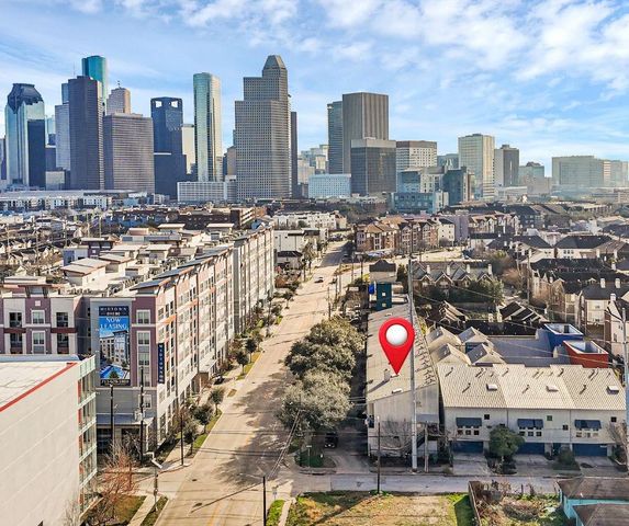 227 W Gray, Houston, TX 77019