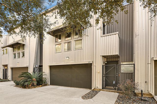 227 W Gray, Houston, TX 77019