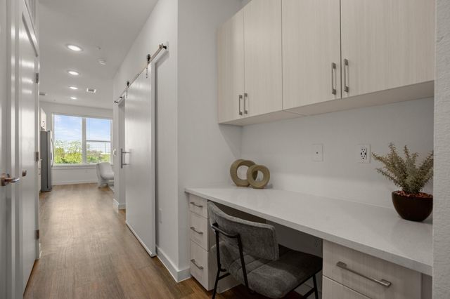 6324 N Lamar BLVD 313, Austin, TX 78752