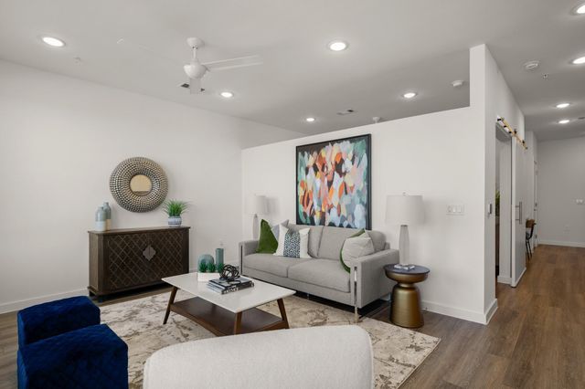 6324 N Lamar BLVD 313, Austin, TX 78752