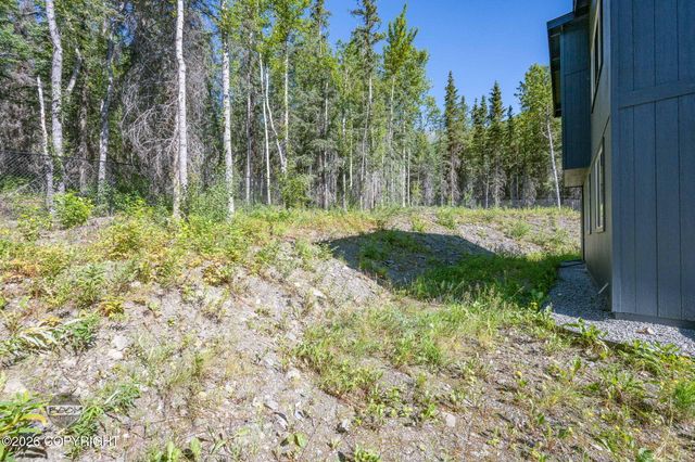 27615 Eagle River Road, Eagle River, AK 99577